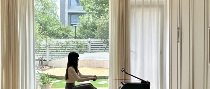 动感单车适合女生吗？塑形与增肌的常见误区 动感单车适合女生 动感单车塑形